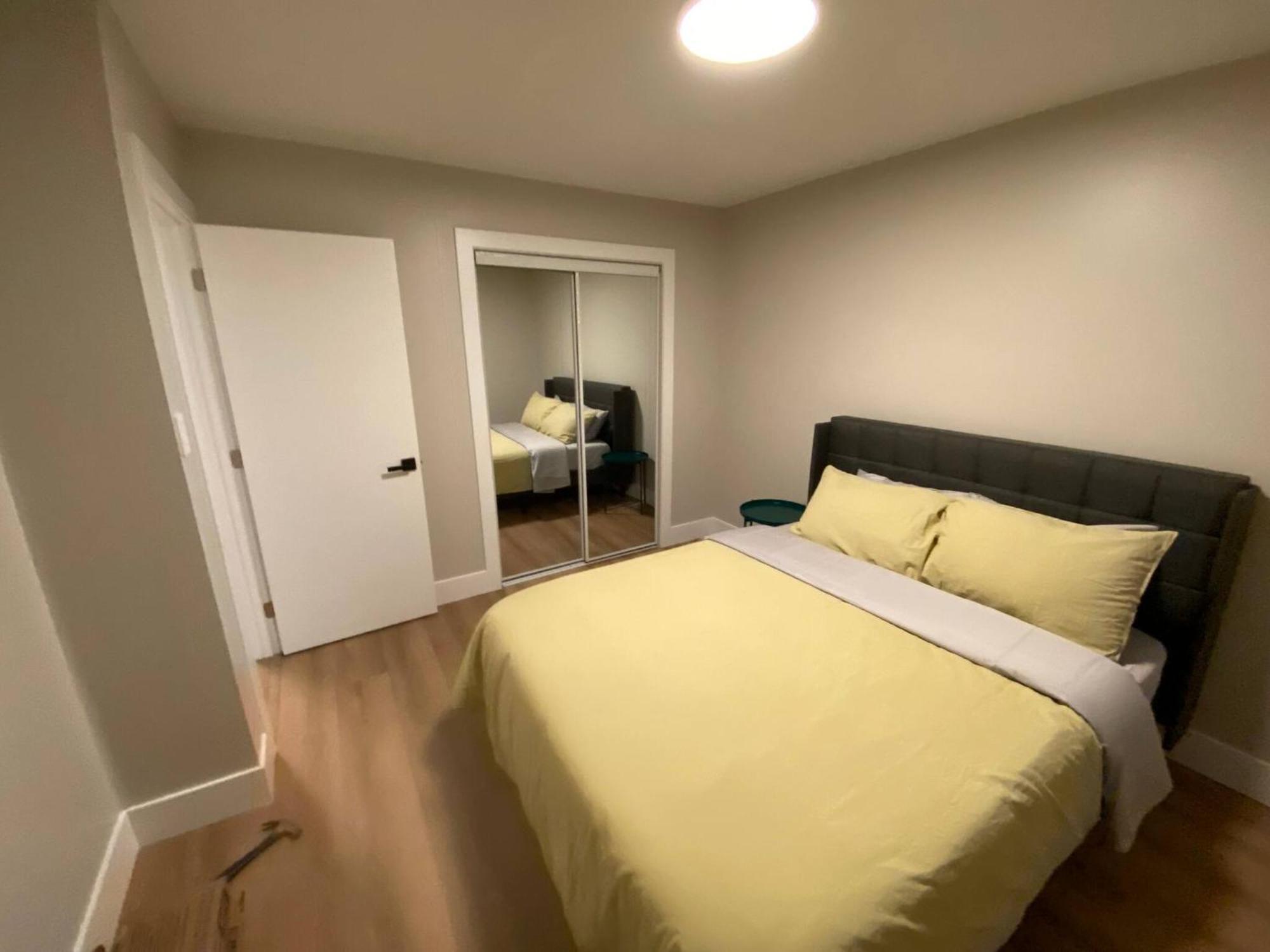 Central 2Br Near Unveristy And Whyte Ave Edmonton Exterior photo